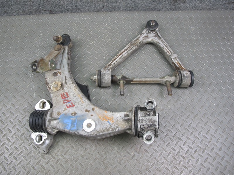 1984-1986 PORSCHE 928 S FRONT LEFT UPPER & LOWER CONTROL ARM SET OF 2