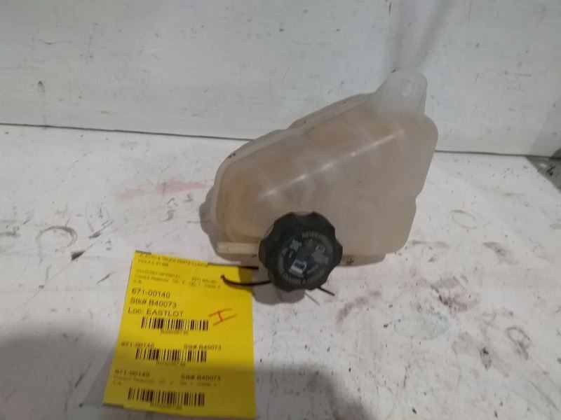Coolant Reservoir Fits 07-12 MALIBU 3205735
