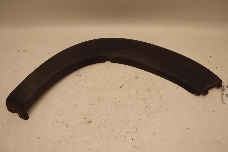 2014-2018 DODGE PROMASTER 1500 REAR LEFT QUARTER WHEEL ARCH FLARE MOLDING OEM