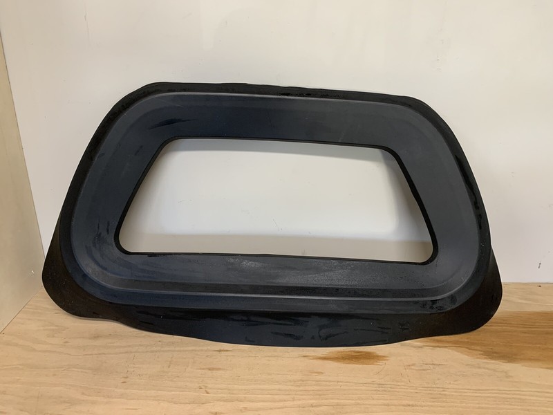 Tesla Model Y MY Hood Baffle Cowl Cover Trim 1494088-00-C / 1493375-00-B 1862 UP