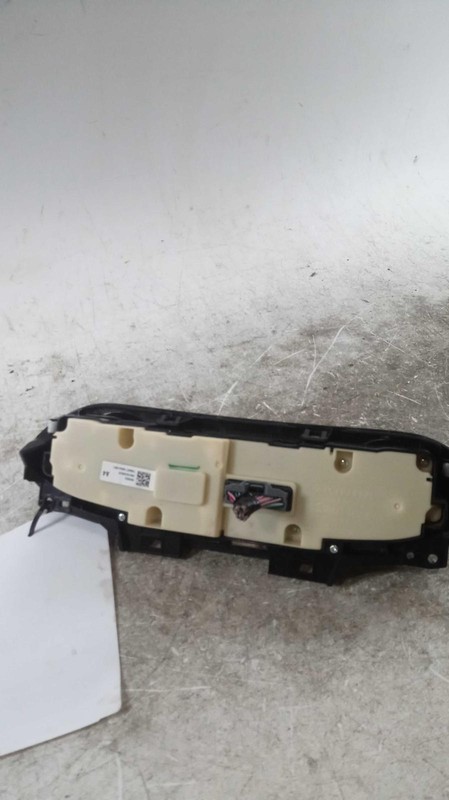 2016 Honda CR-V A/C Selector Switch OEM Blue 79600T1WA41 64000 Miles