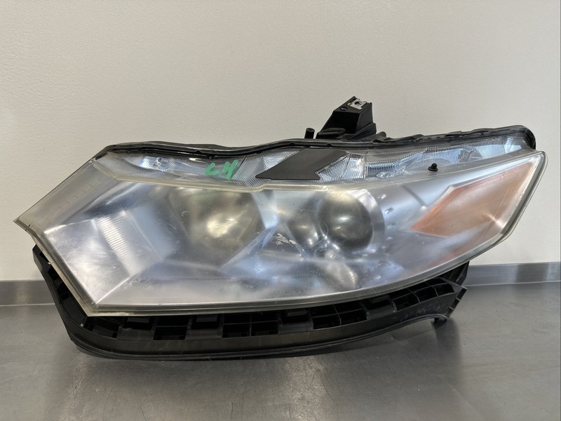 2010 2011 Honda Insight Driver Left Headlight Halogen LH OEM Non HID