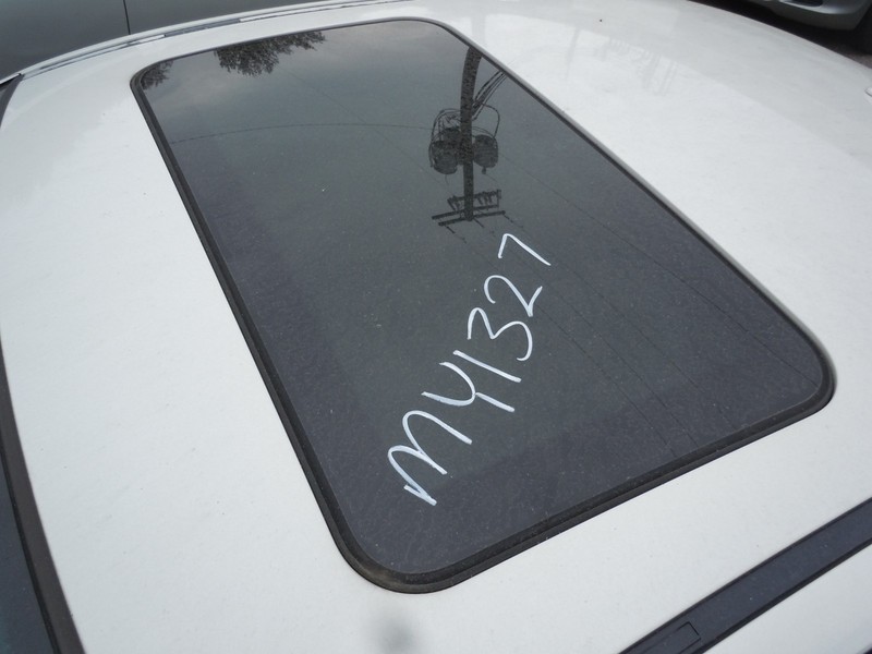 2006 06 BMW 325i 325Xi Sedan Sun Roof Glass OEM