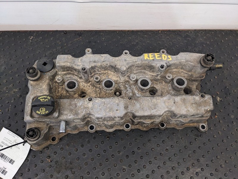 2015-2017 Chrysler 200 2.4L OEM valve cover 15 16 17 1190371