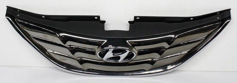 OEM Grille For 2011-2013 Hyundai Sonata (2.0L, 2.4L) 86350-3S100 Scratches