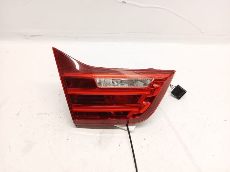 15-17 BMW F32 428i 435i M4 Left Tail Light Taillight Lamp Inner 63217296101