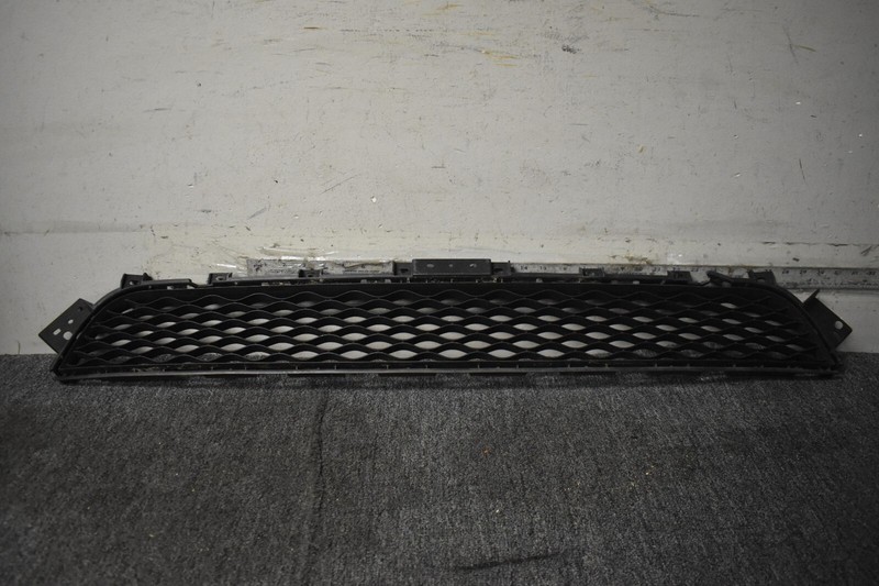 2019 INFINITI QX50 LUXE FRONT LOWER GRILLE FACTORY OEM