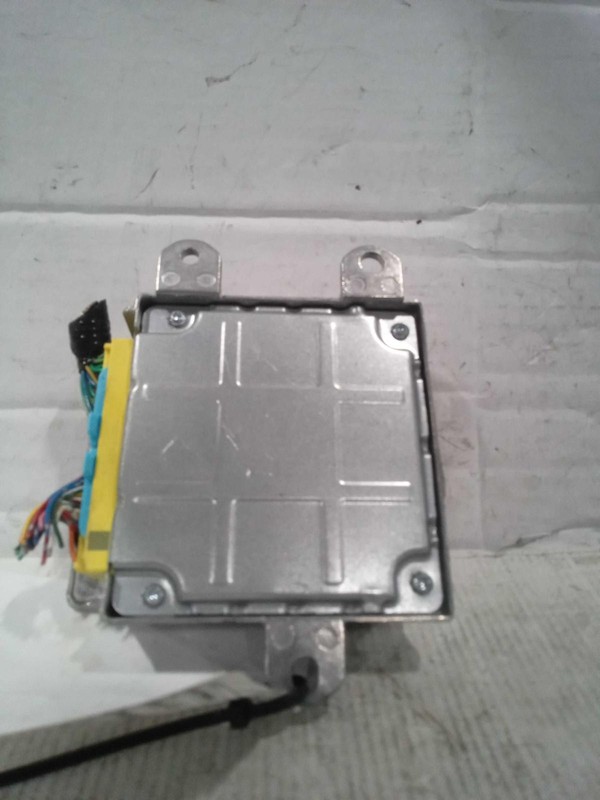 Used Air Bag Module fits: 2016 Honda Fit air bag supplemental restraint system l