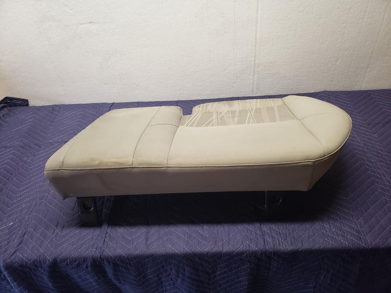 2015-2018 Ford Focus Hatchback Rear Driver Left LowerSeat Portion Cloth