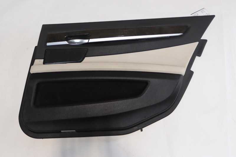 2013-2015 BMW 740LI F02 FRONT RIGHT PASSENGER SIDE DOOR PANEL TRIM COVER OEM