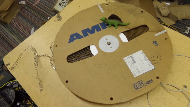 AMP 173681-1 Small Female Connector, Lot of about 4500 *Free Shipping*