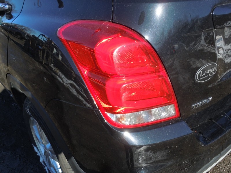 2017-2022 Chevrolet Trax Tail Light Lamp Driver Left OEM LED Opt UGE