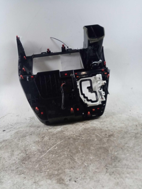 2017 Toyota Sienna Infotainment Display Black OEM 8627045030 103K Mi 4WD