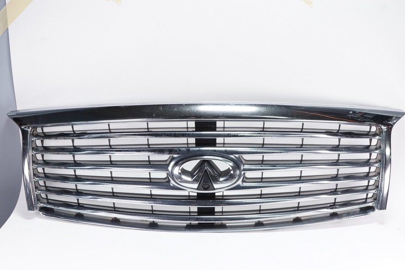 INFINITI QX56 Grille Grill w/ Camera OEM 2011 2012