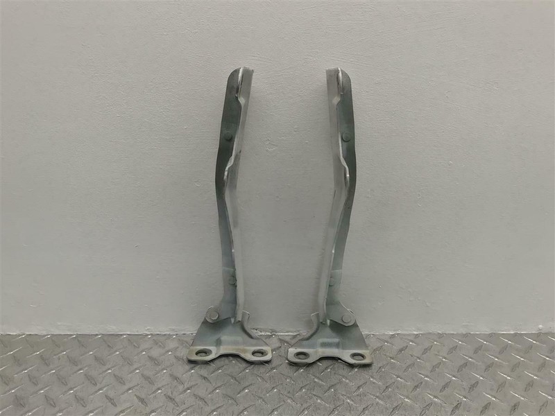 1999-2007 F250SD F350SD HOOD HINGES PAIR SET OEM 6C3Z-16796-AA 6C3Z-16797-AA