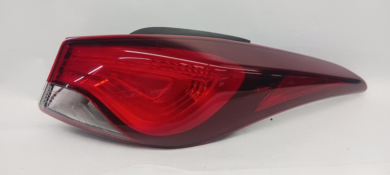 14-'16 HYUNDAI ELANTRA Right Passenger Outer Taillight OEM Grade A