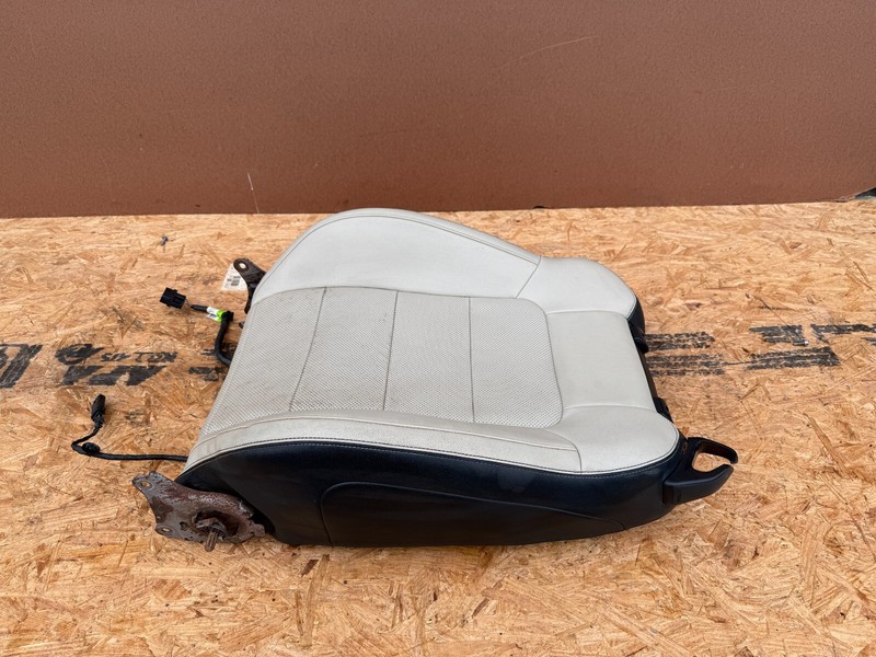 FORD MUSTANG GT CONVERTIBLE 15-23 OEM FRONT LEFT DRIVER UPPER SEAT (BLACK BEIGE)