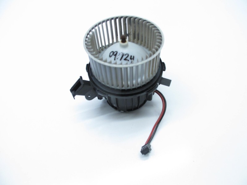 13-17 AUDI 8T A5 S5 A4 Q5 AC HEAT HEATER CLIMATE BLOWER MOTOR FAN ASSEMBLY 09172