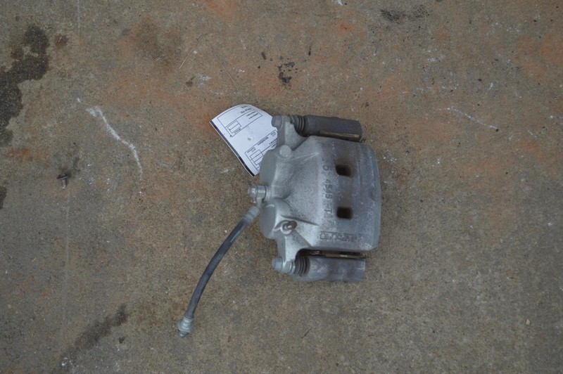 2019-2020 INFINITI QX50 AWD FRONT RIGHT PASSENGER SIDE BRAKE CALIPER OEM