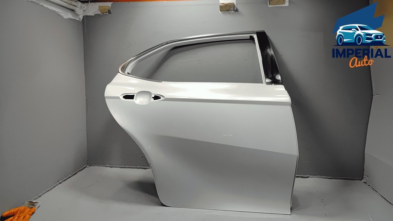 2018-2024 TOYOTA CAMRY REAR RIGHT PASSENGER SIDE DOOR SHELL PANEL WHITE 089OEM