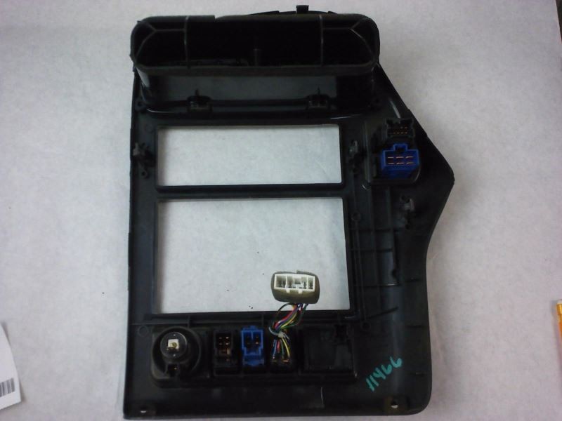 QX4 1998 Dash Bezel 168781