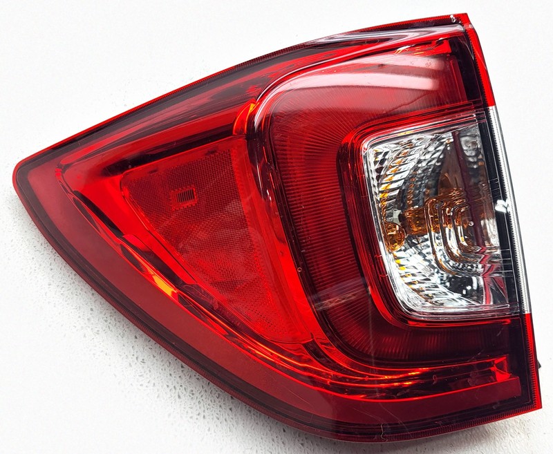 OEM Left Driver Side LED Tail Lamp For Honda Passport 33550-TGS-A01, Trim Crack