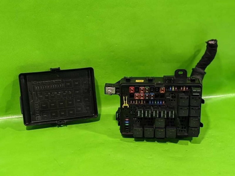 14-17 GHIBLI ENGINE FUSE BOX OEM 4519-35