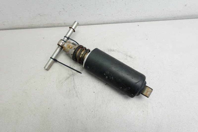 2005 Summit 1000 Highmark SDI Ski-Doo OEM Rear Suspension Center Shock Absorber