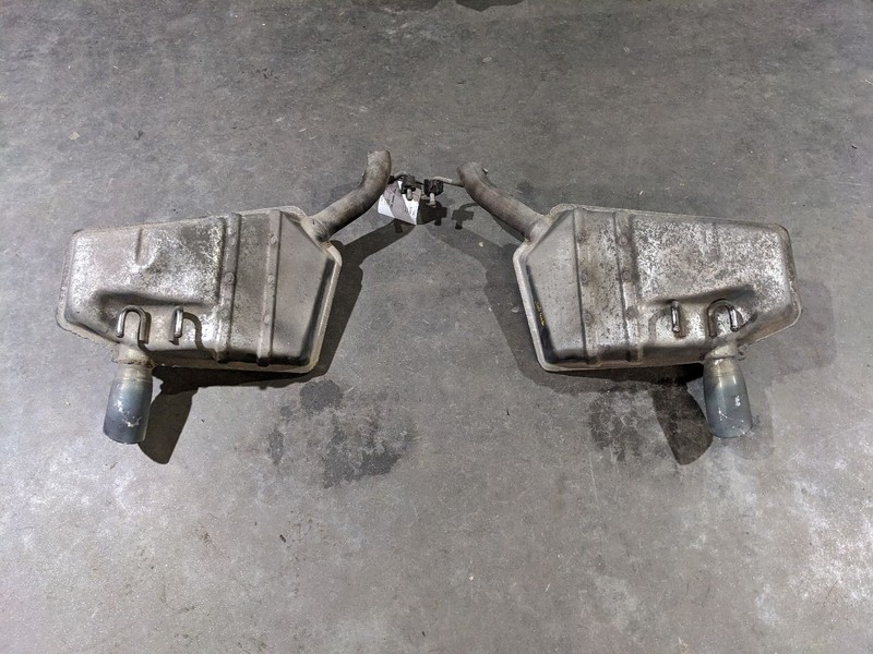 2010-2015 Chevrolet Camaro SS Exhaust Mufflers Pair OEM 1185063