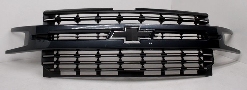 OEM Chevrolet Silverado 1500 RST Grille w/OUT camera option 84493315 Scratches C