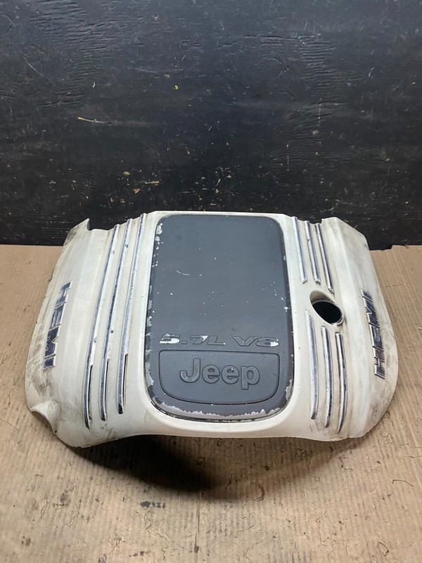2005 to 2010 Jeep Grand Cherokee 5.7L Hemi Engine Cover Plastic Shield V4209 DG