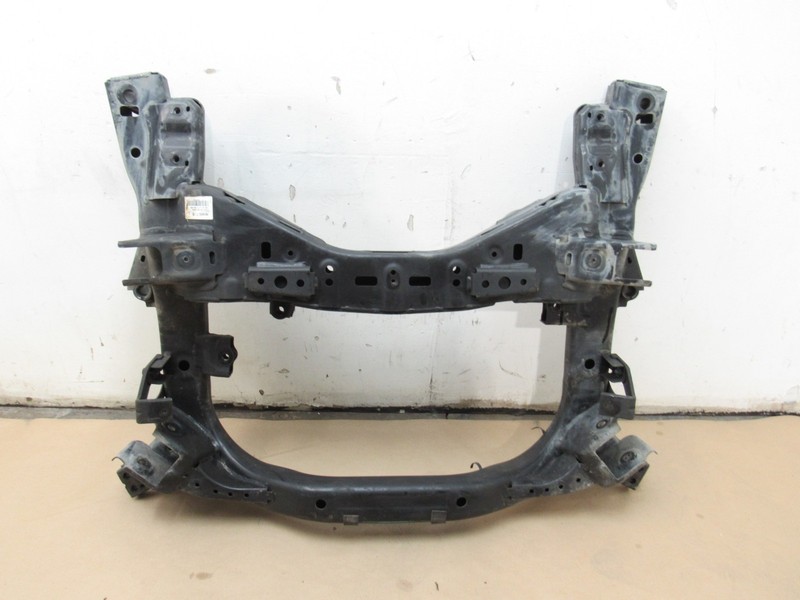 Genesis G80 2017 3.8L RWD Front Engine Subframe Crossmember Cradle 16 - 20 >
