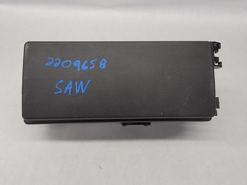 05 JEEP GRAND CHEROKEE Power Supply TIPC fuse box OEM 1 Year Warranty!