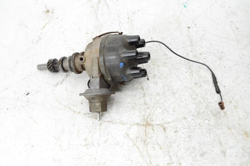 1973 Ford Maverick 6-200 Automatic Distributor Assembly