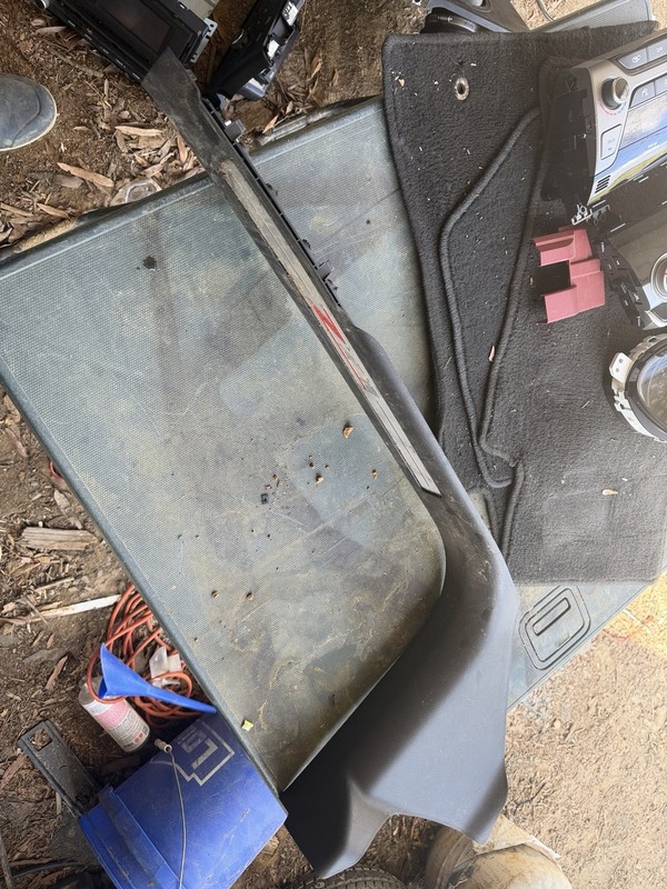 2014-18 CHEVY SILVERADO 1500 CREW CAB Z71 FRONT RH DOOR SILL SCUFF PLATE OEM