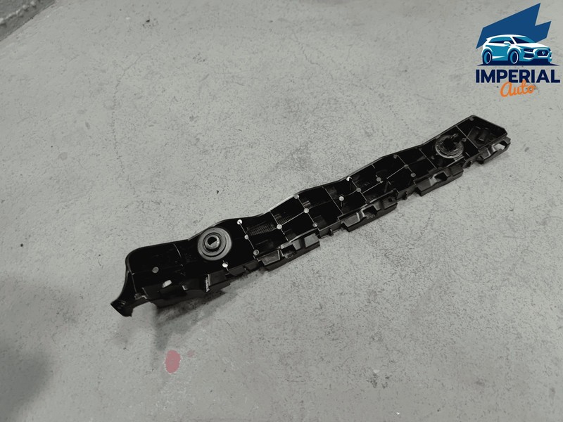 TOYOTA SIENNA FRONT BUMPER DRIVER SIDE MOUNT SUPPORT BRACKET OEM 2011-2020