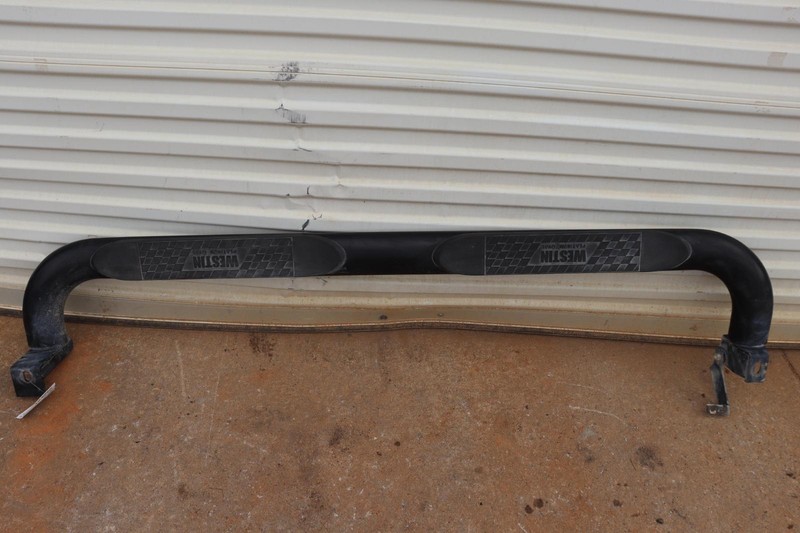 2007-2014 CHEVY TAHOE LEFT DRIVER SIDE RUNNING BOARD STEP PLATE WESTIN PLATINUM