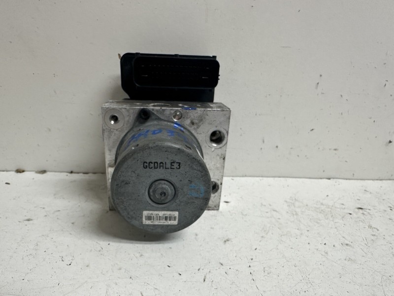 2011-2012 Hyundai Sonata Hybrid 2.4L ABS Anti Lock Brake Pump Modulator Assembly