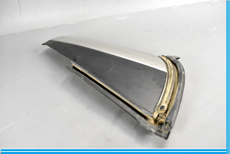 05-11 Mercedes R171 SLK280 Rear Right Side Window Roof C Pillar Panel Silver OEM