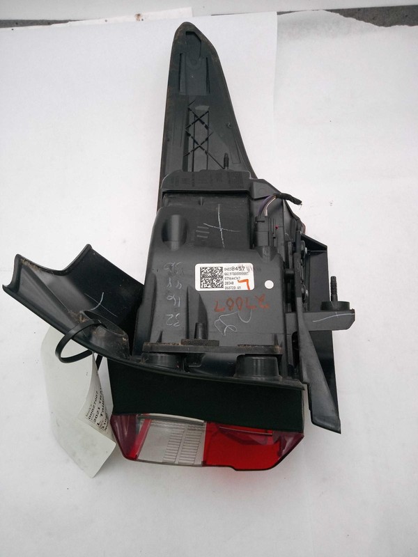 2021 Chevrolet Traverse Left Tail Light Assembly Black OEM 697467 84K Miles