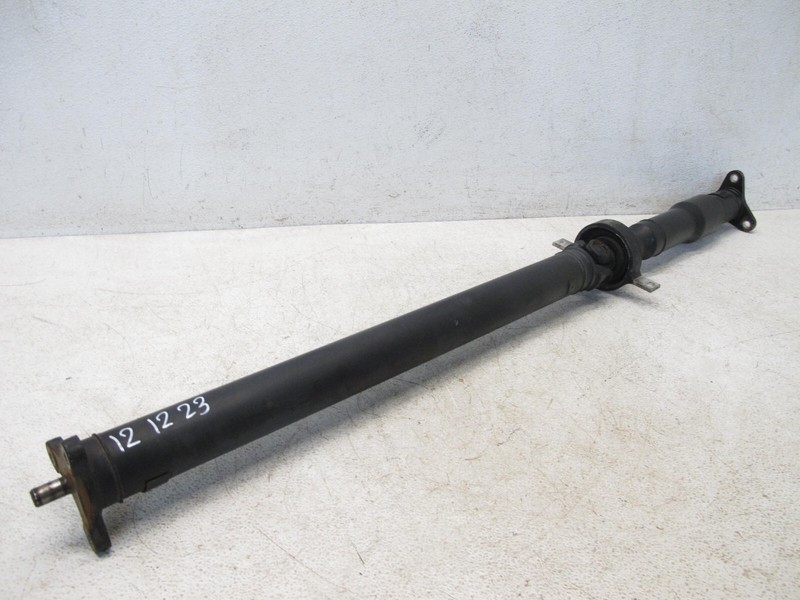 14-16 BMW F30 328i 14-18 320i xDRIVE ENGINE AUTOMATIC REAR DRIVESHAFT OEM 121223