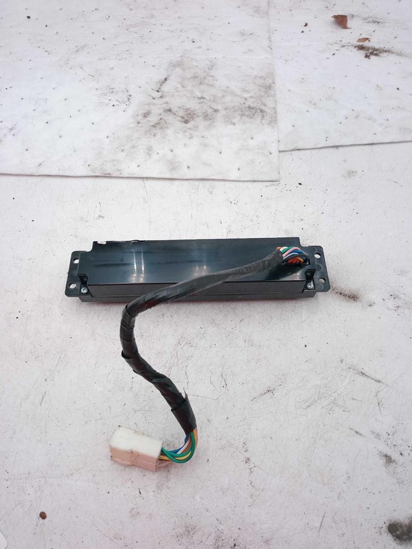 2003 INFINITI G35 A/C Selector Switch OEM Silver 27760AM600 Used Part