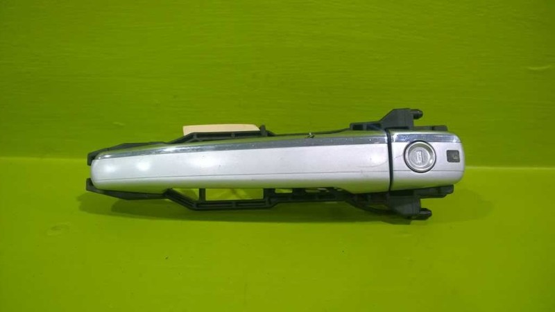 00 01 02 E430 DRIVER LEFT FRONT EXTERIOR DOOR HANDLE OEM 3488-16