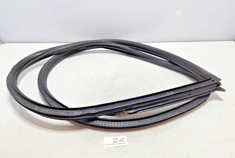 ✅ 05-12 OEM Porsche Carrera 911 997 Front Right Passenger Weatherstrip Door Seal