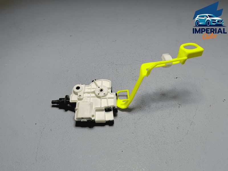 TOYOTA CAMRY 2018-2024 FUEL TANK FILLER DOOR LID LATCH LOCK ACTUATOR OEM