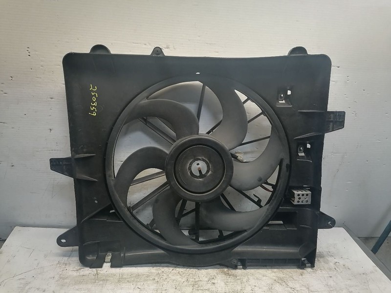 Radiator Fan Motor Fan Assembly Fits 05-14 MUSTANG 1664855