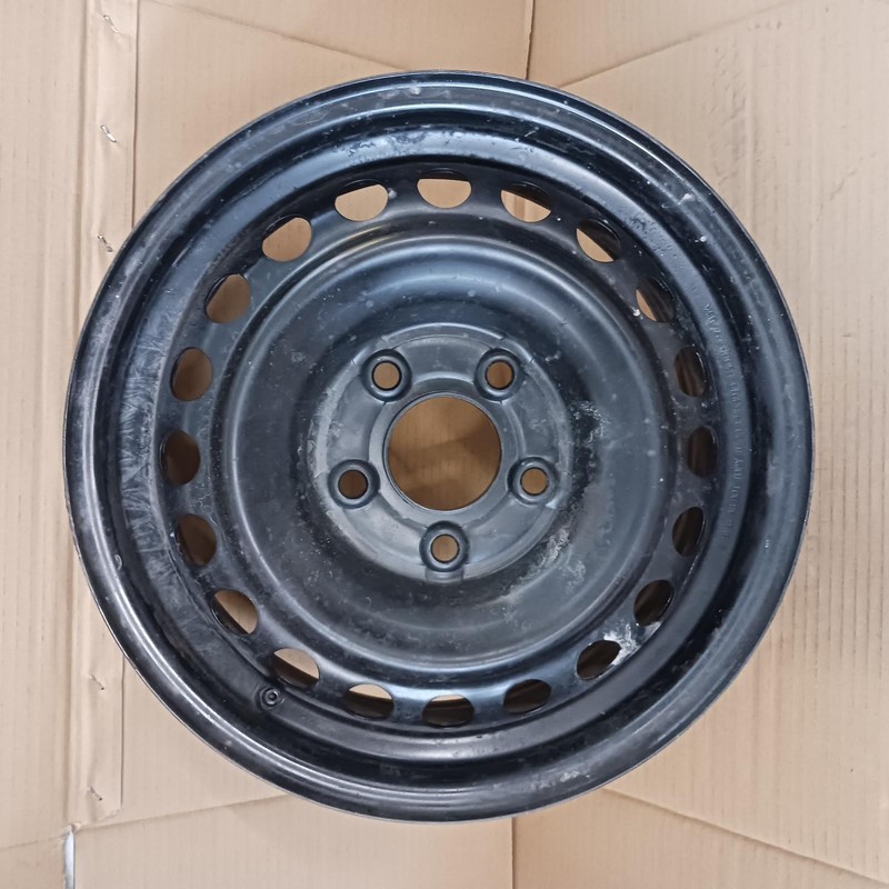 17-'20 HYUNDAI ELANTRA Wheel 15x6 steel 20 hole OEM Grade B