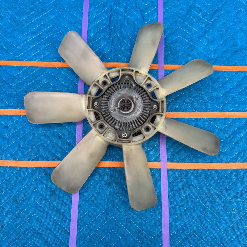 1987–1991 Volvo 780 Bertone Engine Cooling Fan With Clutch OEM