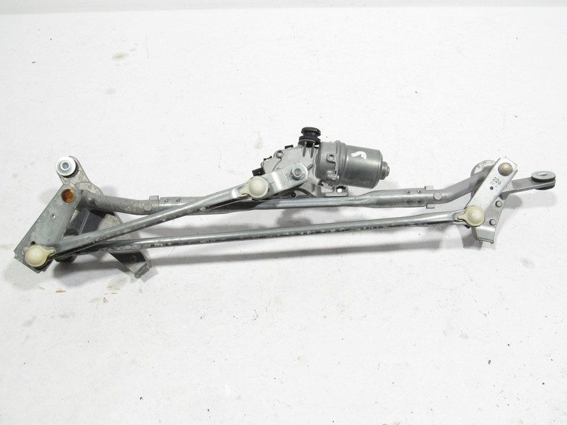15-19 Land Rover Discovery Sport 2018 Front Windshield Wiper Linkage W/ Motor ;