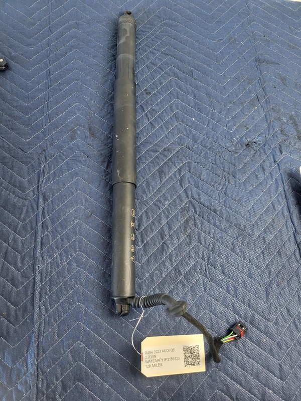 Used Oem Audi Rear Tailgate Left Power Lift Strut 80A827851D for 2021- 2023 Q5